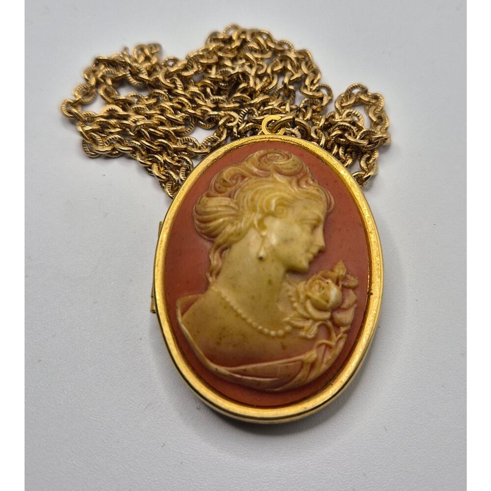 Vintage Cameo Locket Necklace Gold Tone Oval Lady Pendant